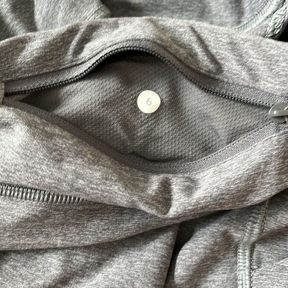 Lululemon Speed Crop Ruched Mesh Insert Leggings Gray‎ - Women’s Size 6 - Picture 9 of 9